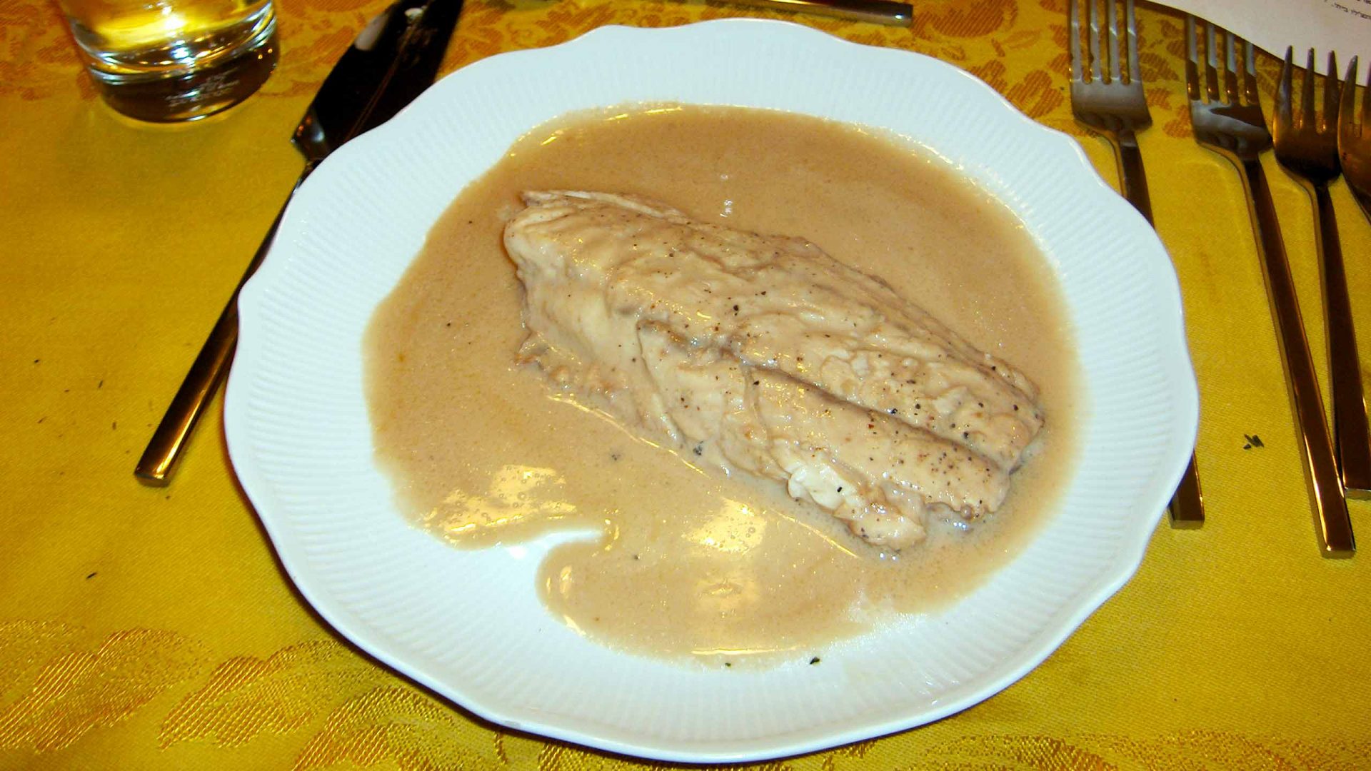 פילה מוסר ברוטב רימונים